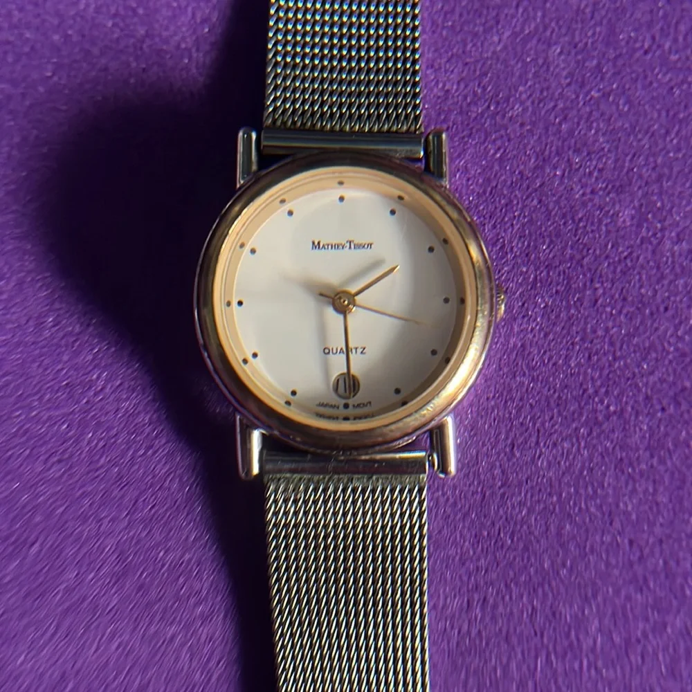 Vintage Mathey Tissot Quartz Silver Tone Ladies Mesh Band Watch